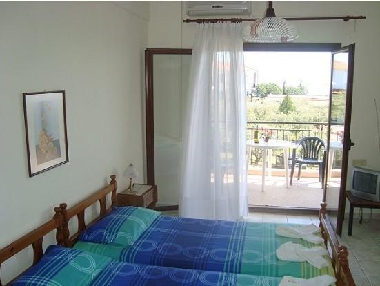 גראקיני Yianna Studios & Apartments חדר תמונה